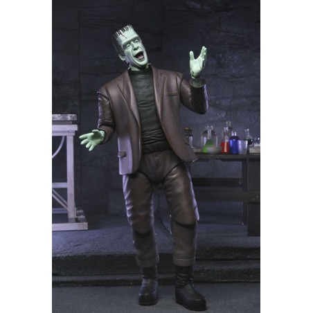 THE MUNSTERS ULTIMATE HERMAN MUNSTER ACTION FIGURE