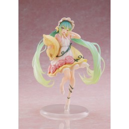 TAITO HATSUNE MIKU WONDERLAND SLEEPING BEAUTY FIGURE