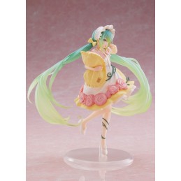 TAITO HATSUNE MIKU WONDERLAND SLEEPING BEAUTY FIGURE