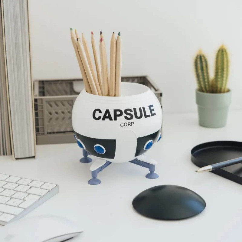 GRUPO ERIK DRAGON BALL Z SPACECRAFT CAPSULE CORP. RESIN PEN HOLDER GRUPO ERIK DRAGON BALL Z SPACECRAFT CAPSULE CORP. RESIN PEN HOLDER
