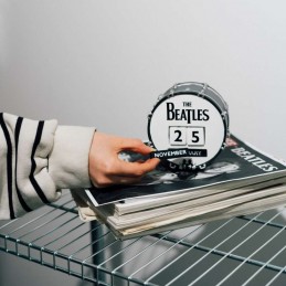 GRUPO ERIK THE BEATLES PERPETUAL CALENDAR FIGURE GRUPO ERIK THE BEATLES PERPETUAL CALENDAR FIGURE