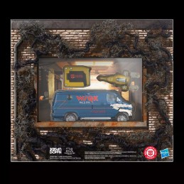 TRANSFORMERS X STRANGER THINGS FREAKWENCY AND 8-TRACK ACTION FIGURE HASBRO