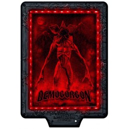 STRANGER THINGS THE METAMORPHIC ART DEMOGORGON'S HUNT 520 PEZZI PUZZLE CON LED CLEMENTONI