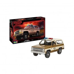 STRANGER THINGS CHEVROLET K5 BLAZER 1/25 MODEL KIT FIGURE REVELL