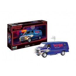 STRANGER THINGS GMC WSQK SQUAWK VAN 1/25 MODEL KIT FIGURE REVELL