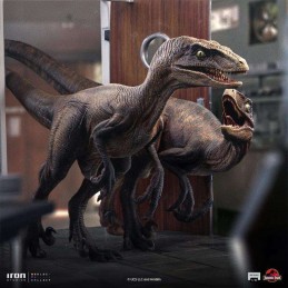 IRON STUDIOS JURASSIC PARK RAPTORS AT THE KITCHEN DOOR ART SCALE 1/10 RESIN STATUE FIGURE
