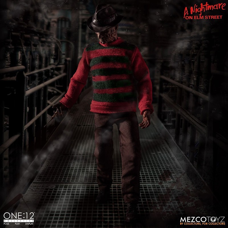 MEZCO TOYS A NIGHTMARE ON ELM STREET - FREDDY KRUEGER CLOTH ONE:12 ACTION FIGURE