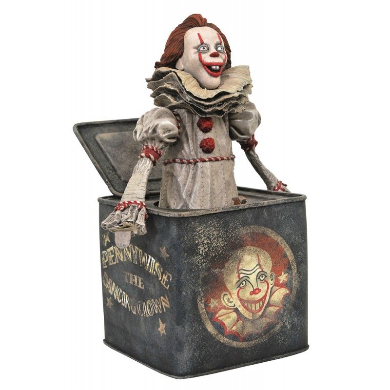 DIAMOND SELECT GALLERY IT 2 PENNYWISE IN BOX FIGURE STATUE