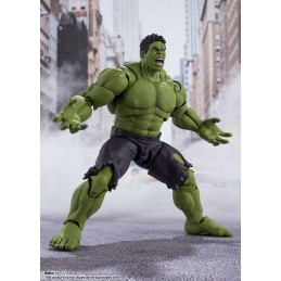 BANDAI AVENGERS ASSEMBLE HULK S.H. FIGUARTS ACTION FIGURE