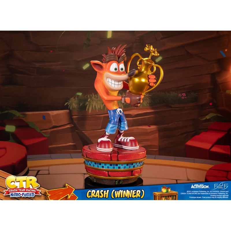 FIRST4FIGURES CTR CRASH TEAM RACING CRASH BANDICOOT WINNER STATUA F...